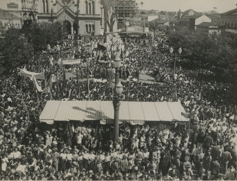 manifestacao-popular-no-largo-do-rosario