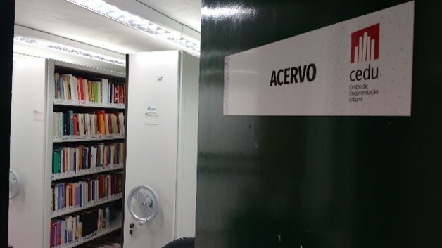 Biblioteca do Núcleo de Desenvolvimento da Criatividade e Centro de Documentação Urbana do Laboratório de Estudos Urbanos