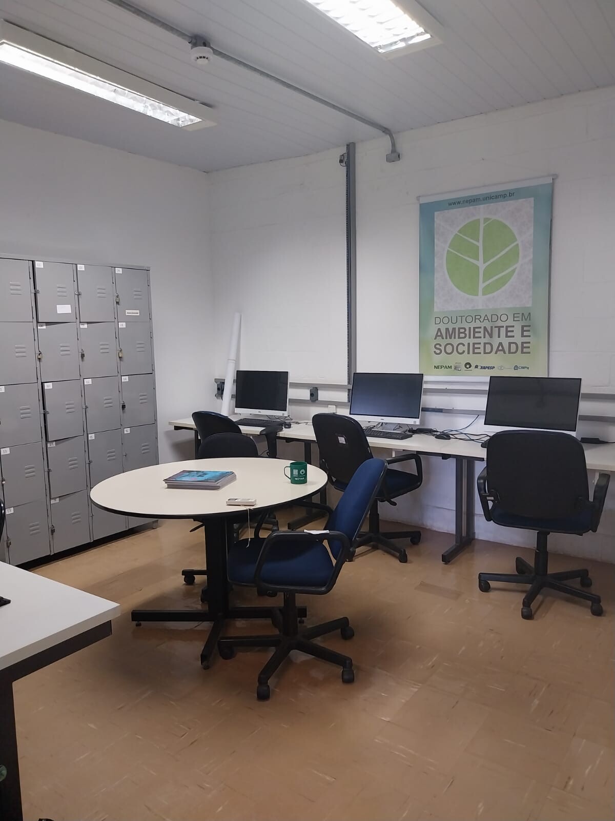 13 Laboratorio de Informatica.jpeg